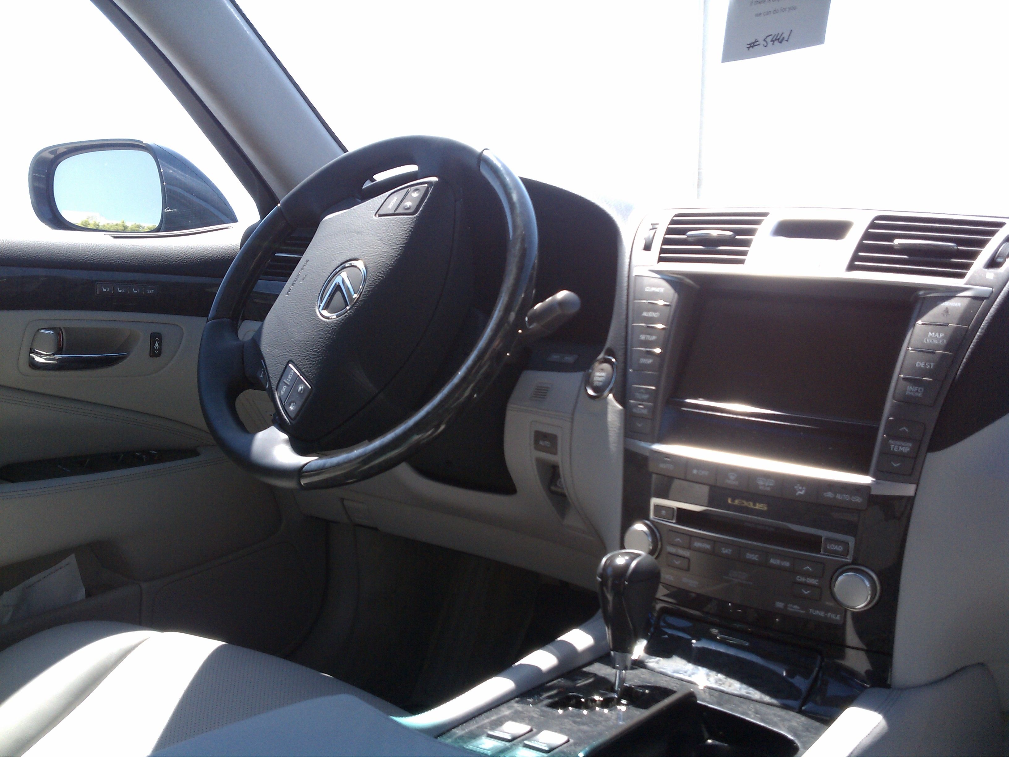 2010 Lexus LS460L 