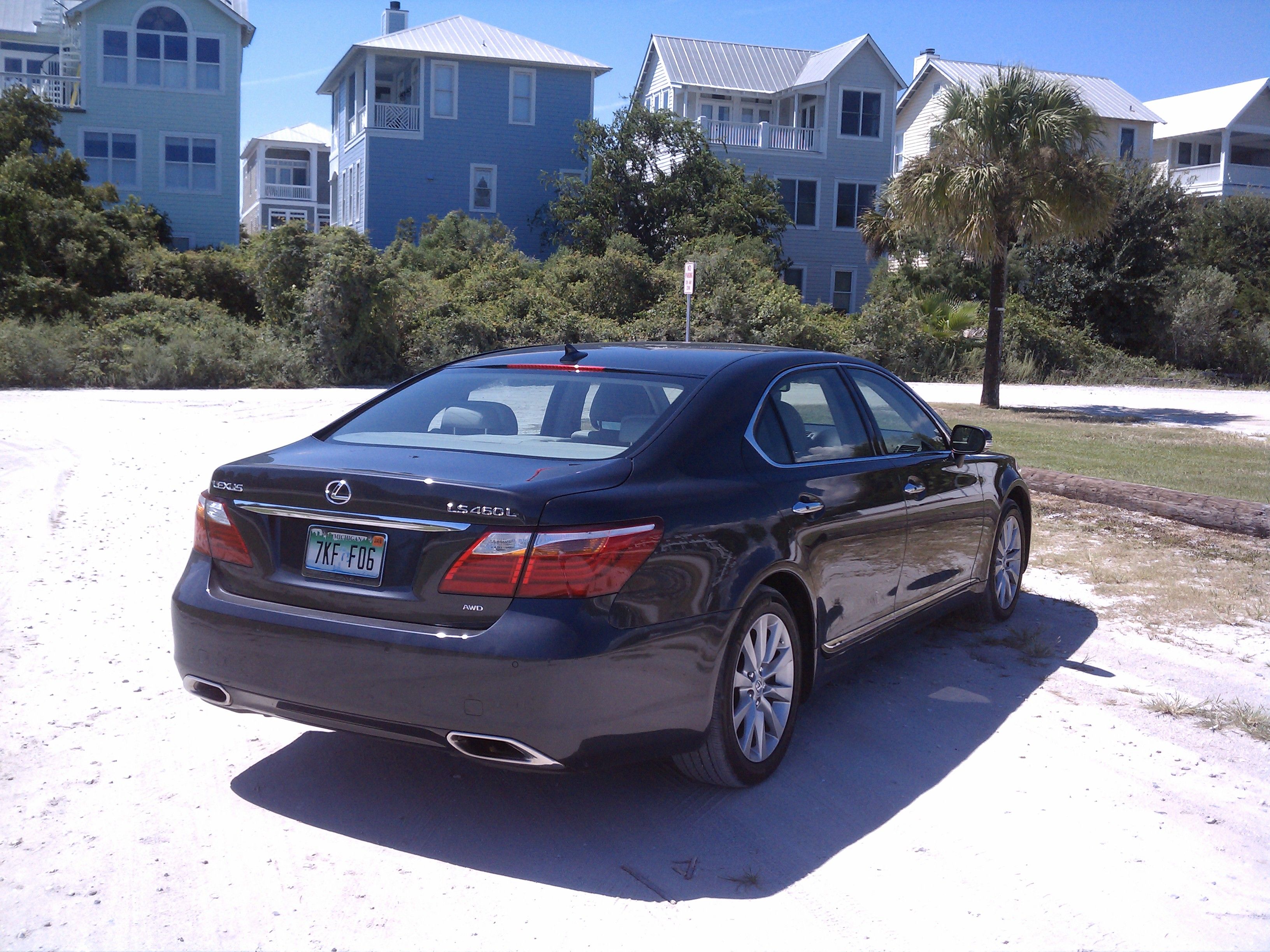 2010 Lexus LS460L 