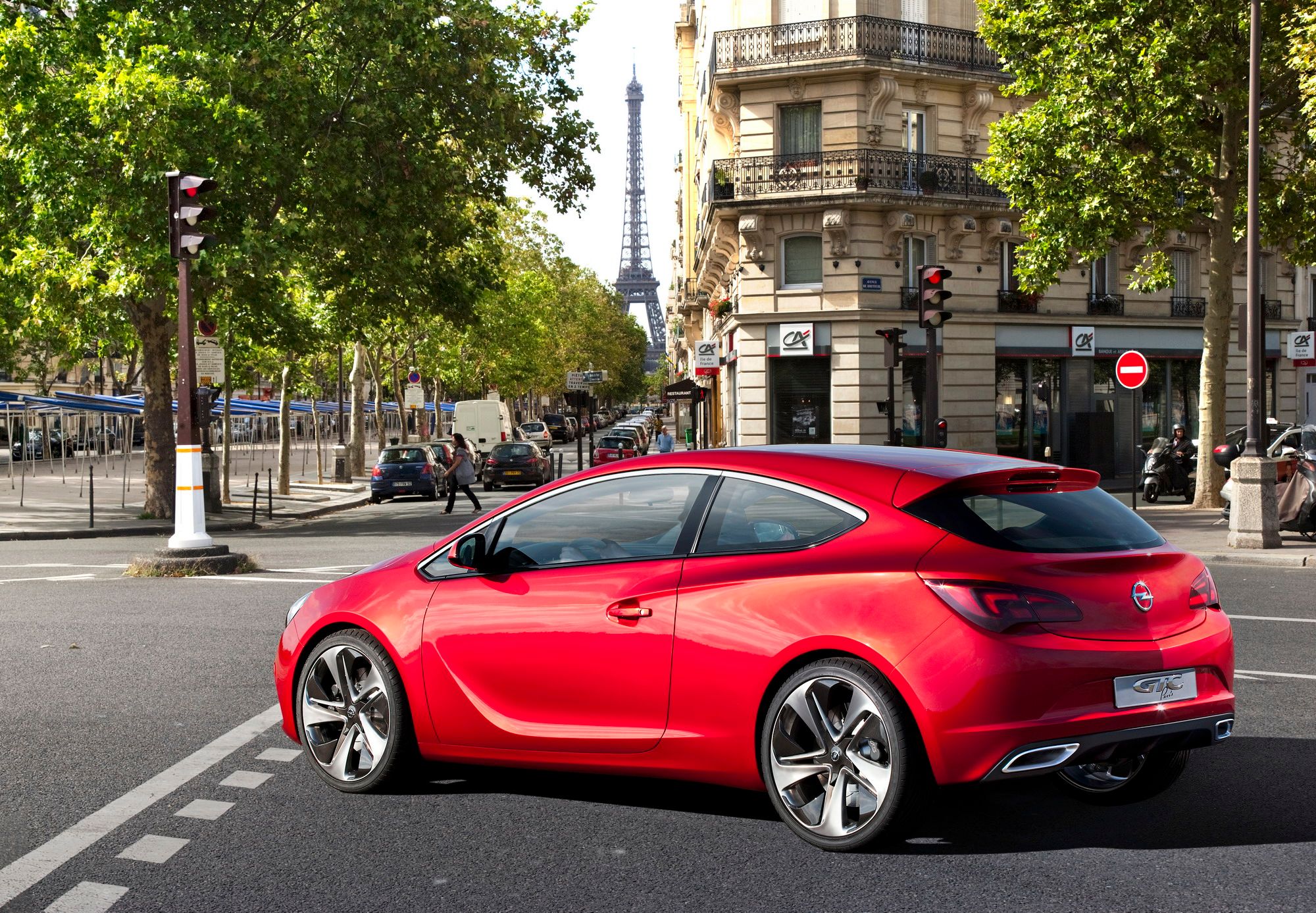 2011 Opel GTC Paris