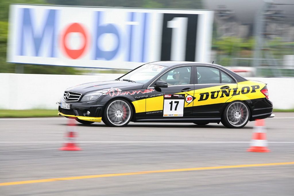 2010 Mercedes C63 AMG Dunlop-Performance by Wimmer RS