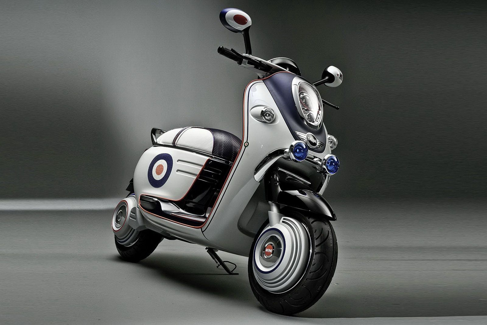 2010 MINI Scooter E Concept