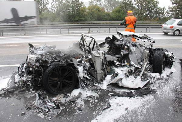 Audi R8 GT completely toasted