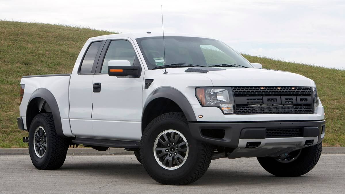 Ford SVT Raptor with 600 HP by ProCharger