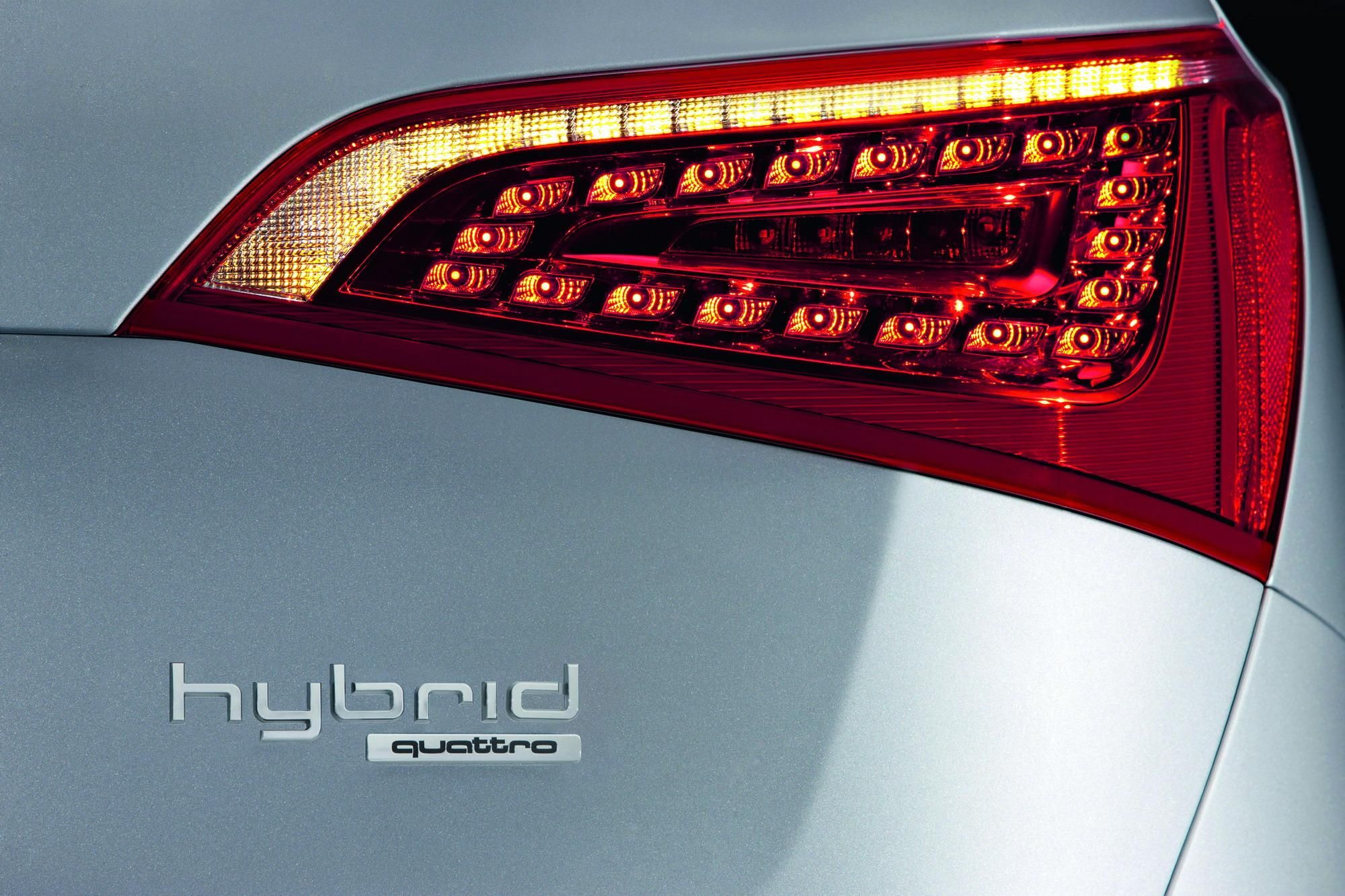 2011 Audi Q5 Hybrid Quattro