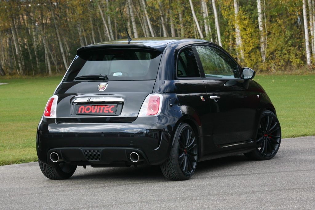 2010 Fiat 500 Abarth by Novitec