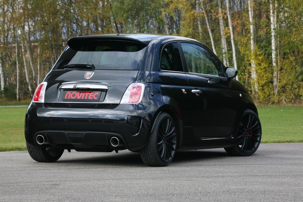 2010 Fiat 500 Abarth by Novitec