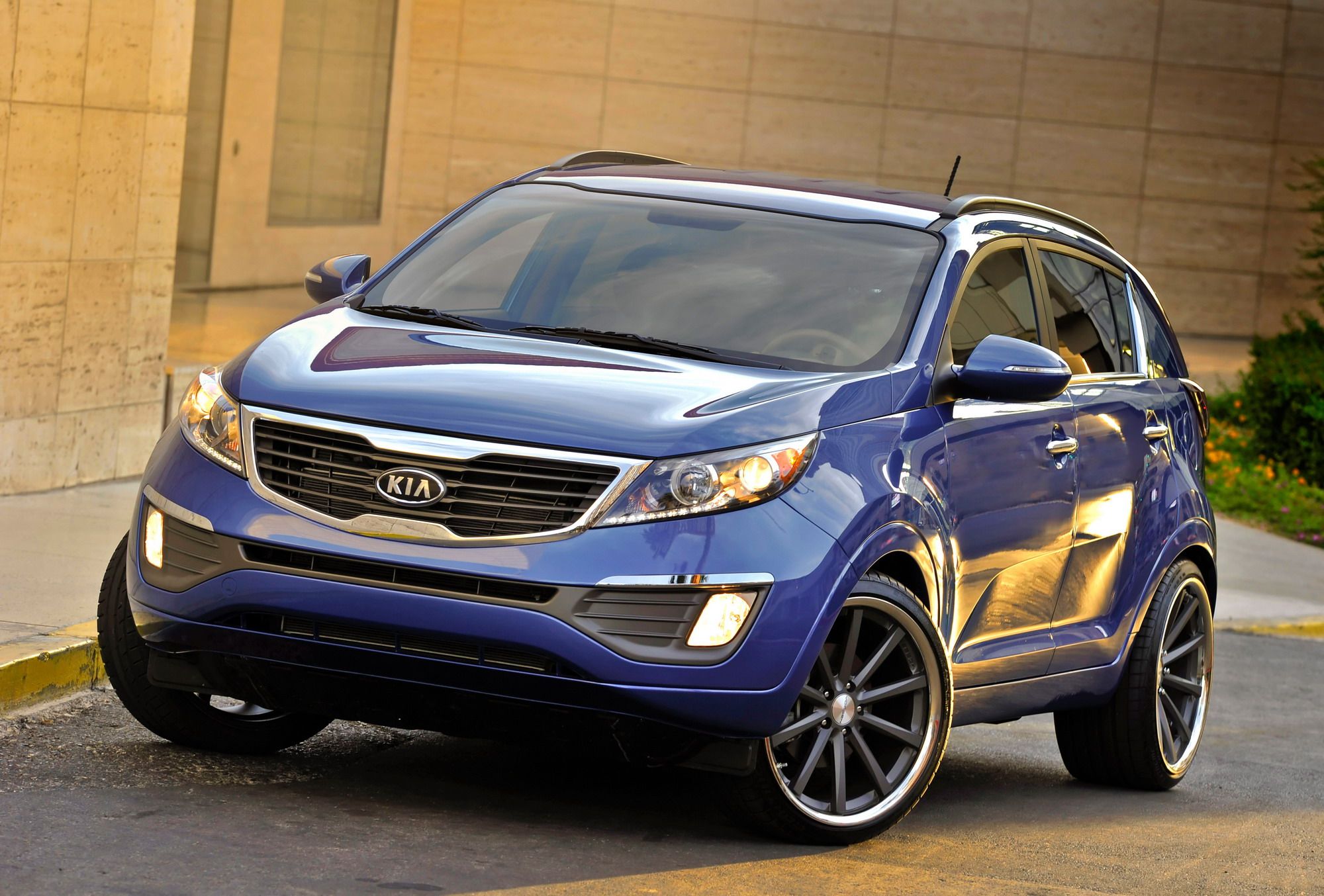 2010 Kia Sportage by Antenna Magazine