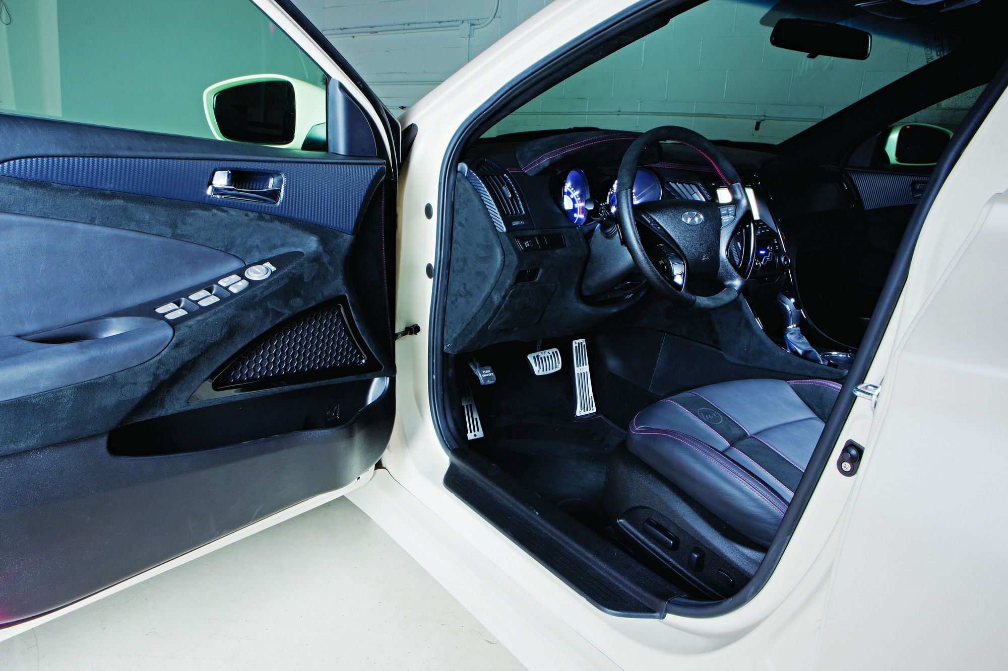 2010 Hyundai Sonata 2.0T by Rides Magazine