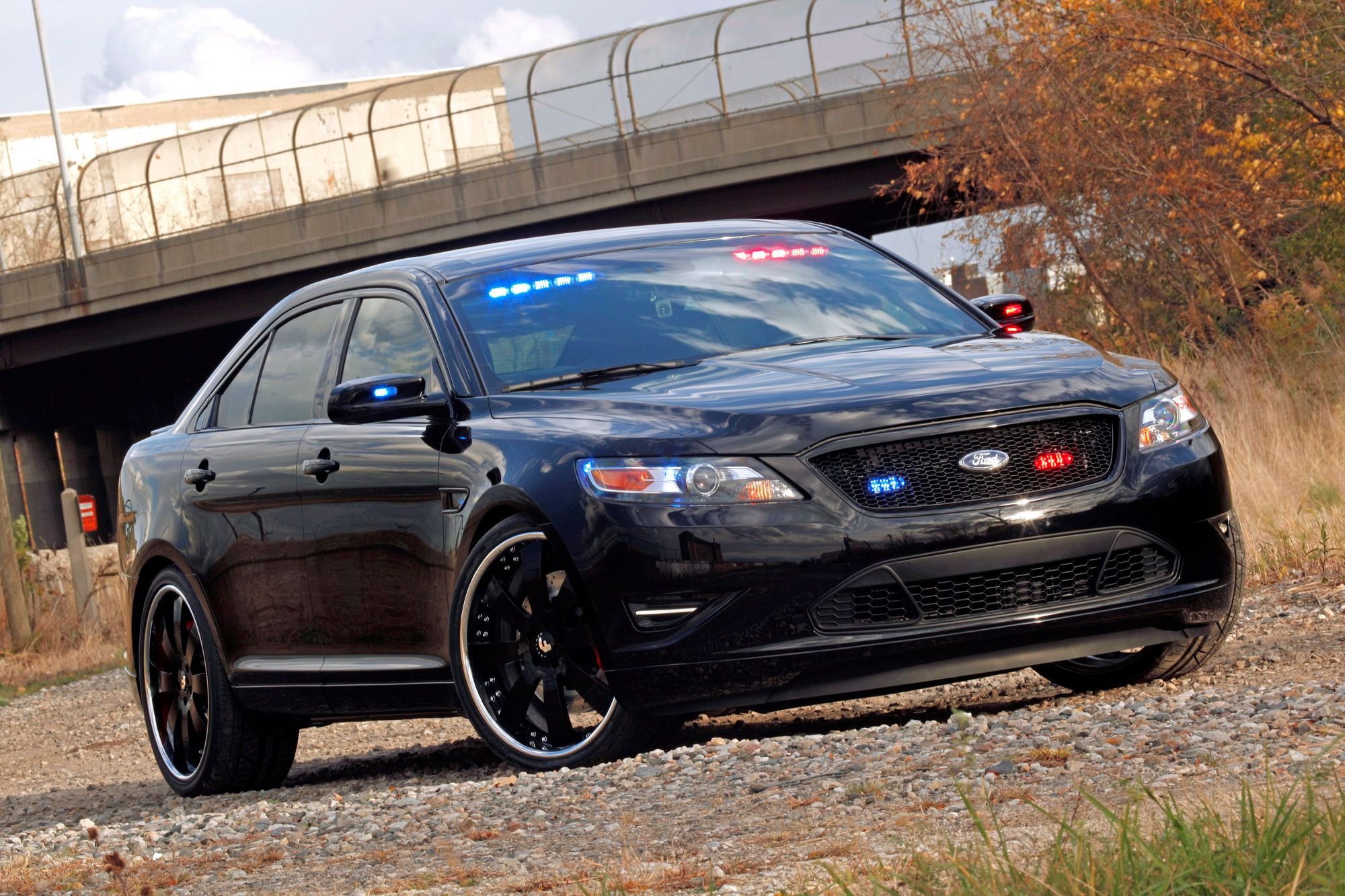 2011 Stealth Ford Police Interceptor concept