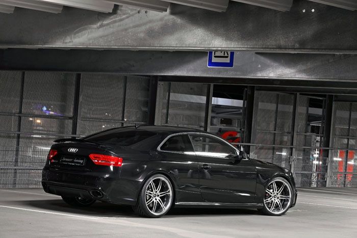 2011 Audi RS5 by Senner