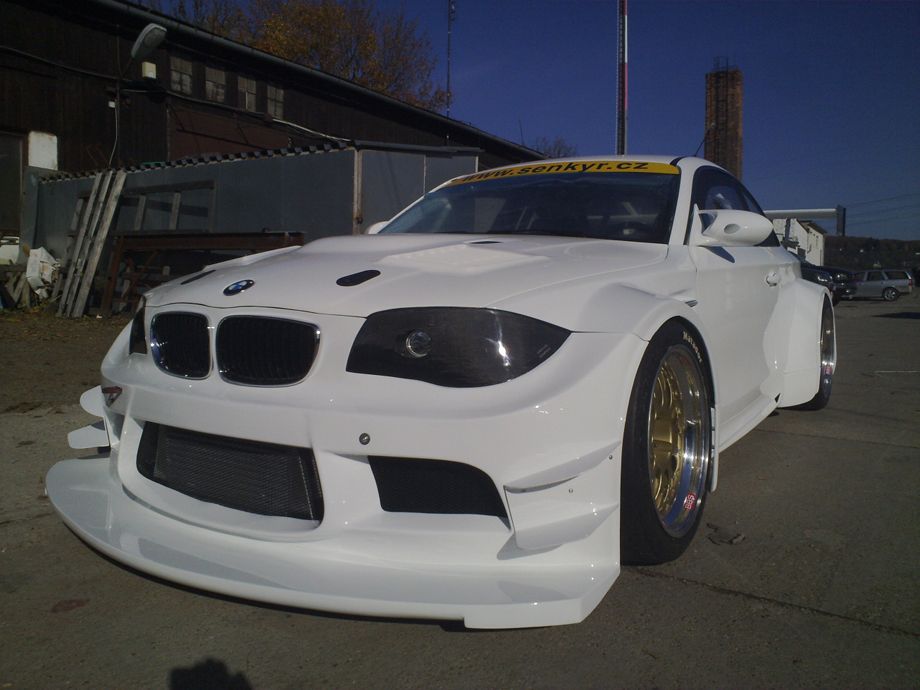 2010 BMW 1-Series Coupe by Senkyr Motorsports