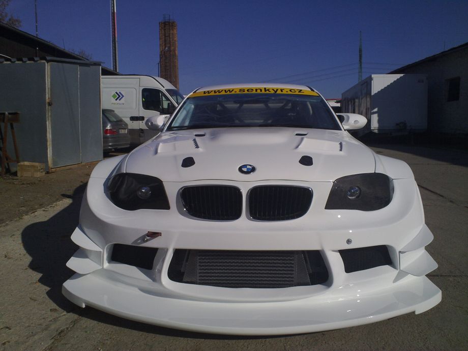 2010 BMW 1-Series Coupe by Senkyr Motorsports