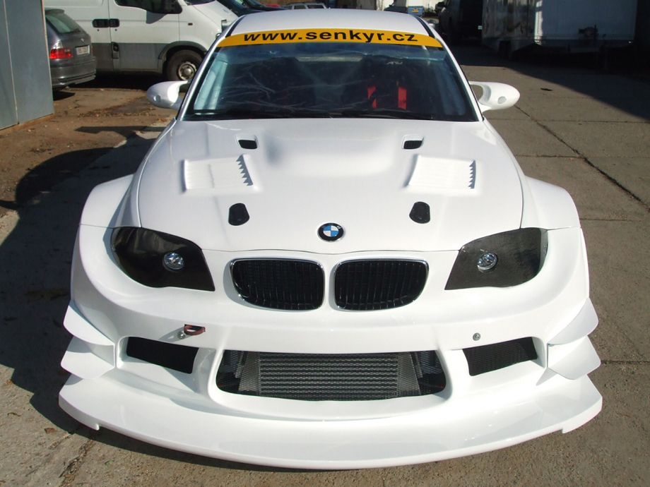 2010 BMW 1-Series Coupe by Senkyr Motorsports