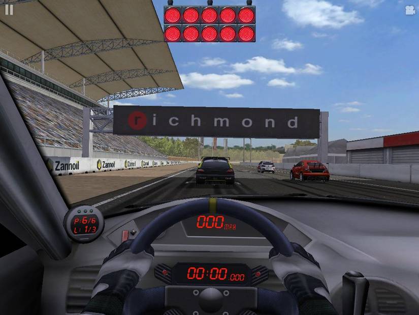 Real Racing HD by Firemint