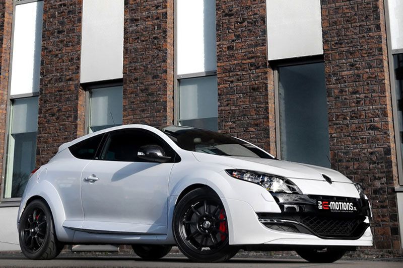 2010 Renault Megane RS by E-Motions
