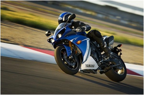 2011 Yamaha YZF-R1