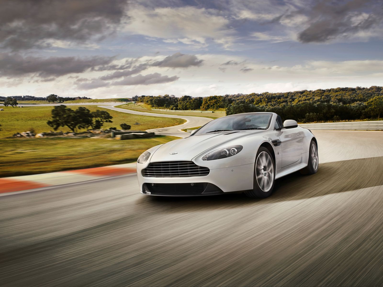 2011 Aston Martin V8 Vantage S