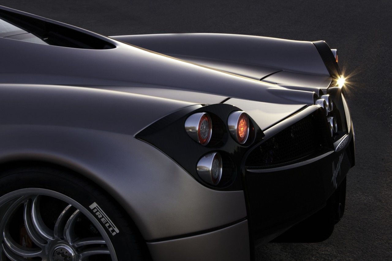 2011 Pagani Huayra