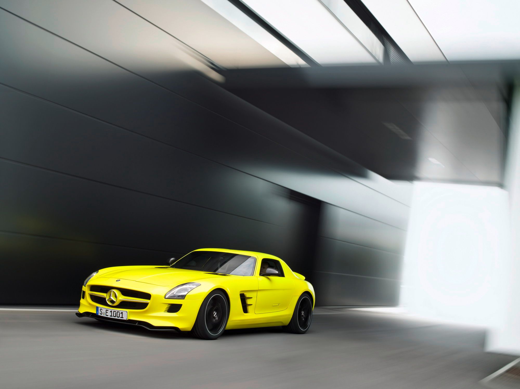 2013 Mercedes-Benz SLS AMG E-Cell