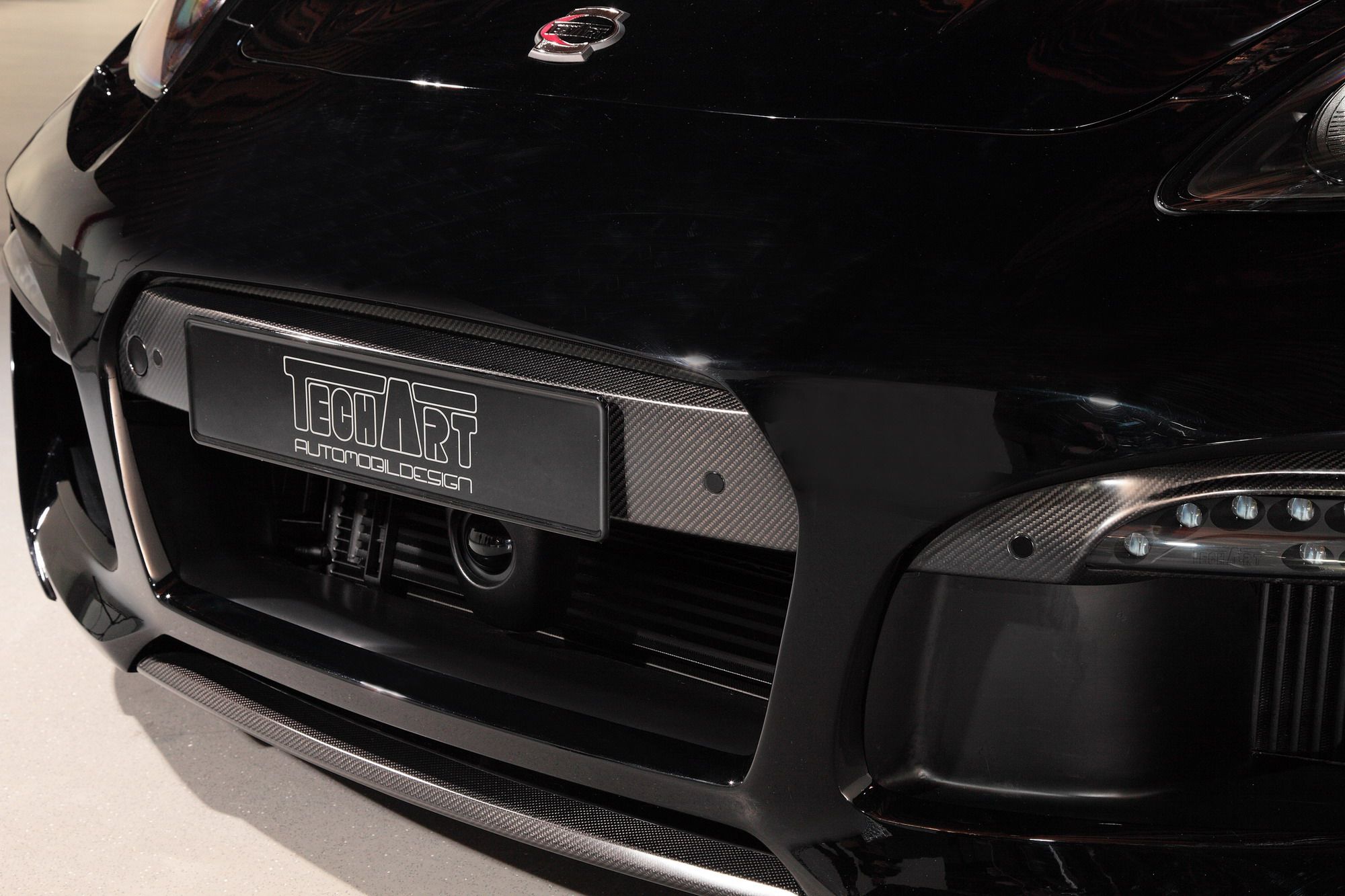 2011 Porsche Panamera GrandGT Carbon Fiber by TechArt