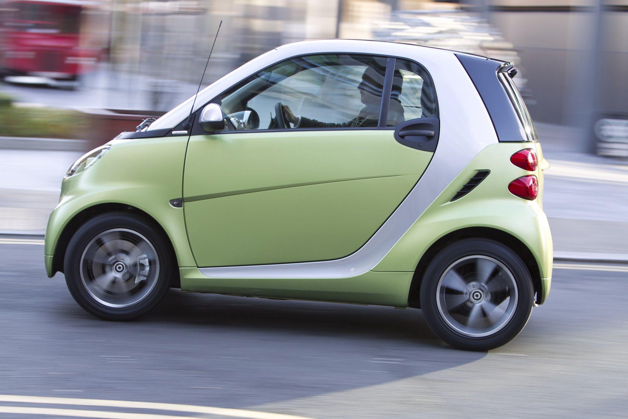 2011 Smart ForTwo Lightshine Edition