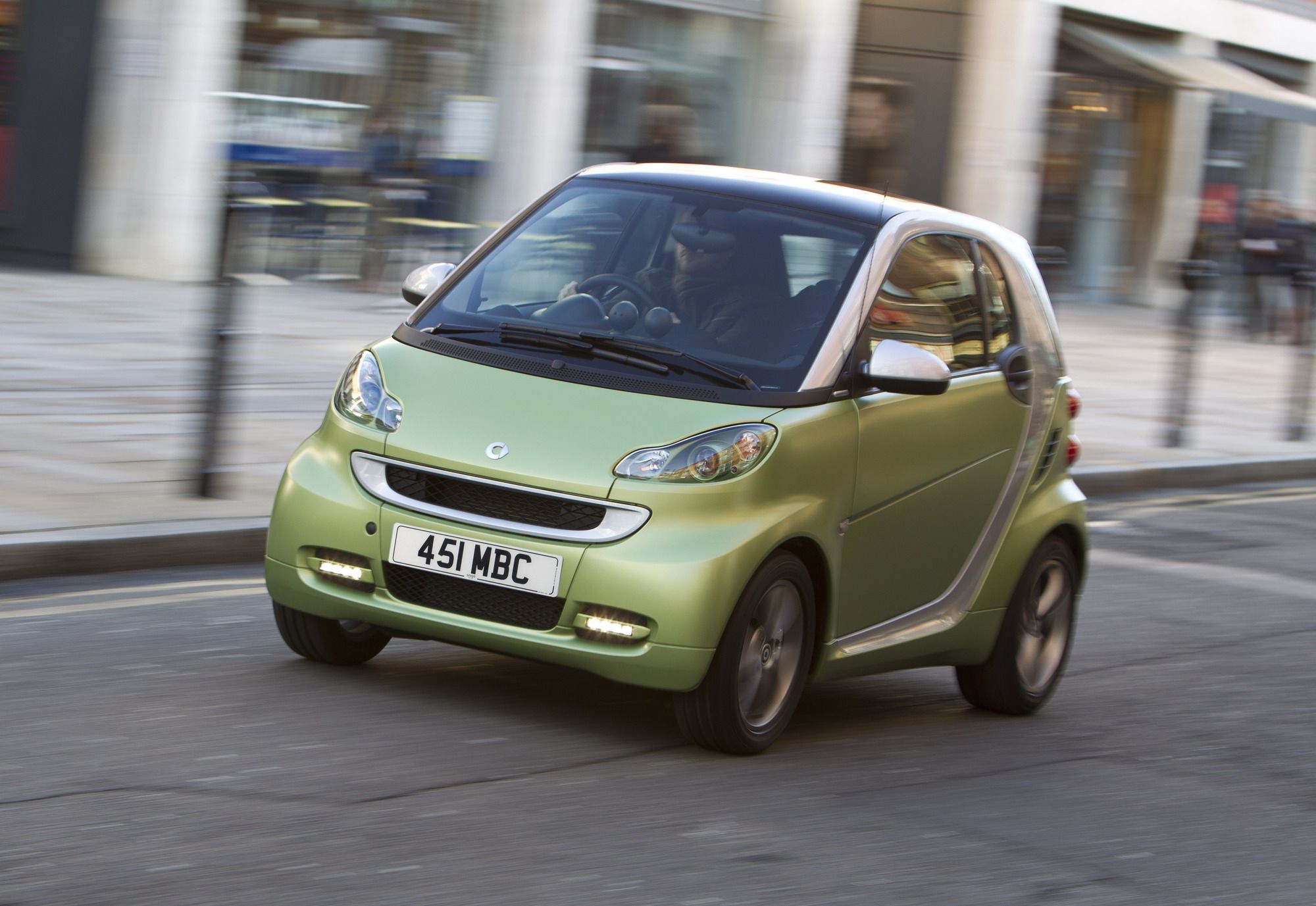 2011 Smart ForTwo Lightshine Edition