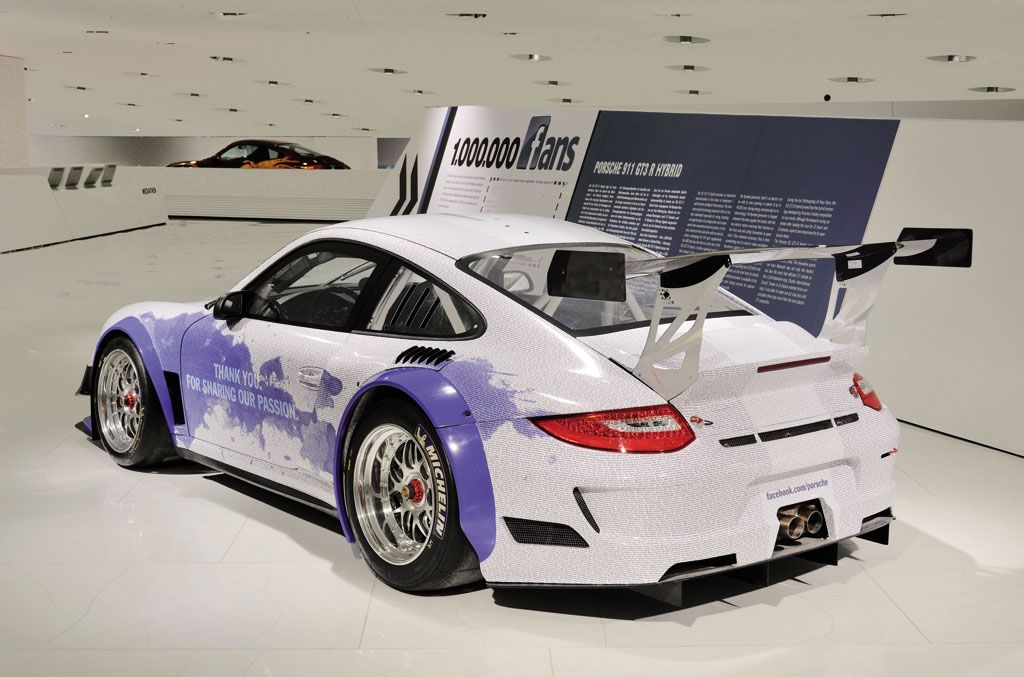 2011 Porsche 911 GT3 R Hybrid Facebook Edition