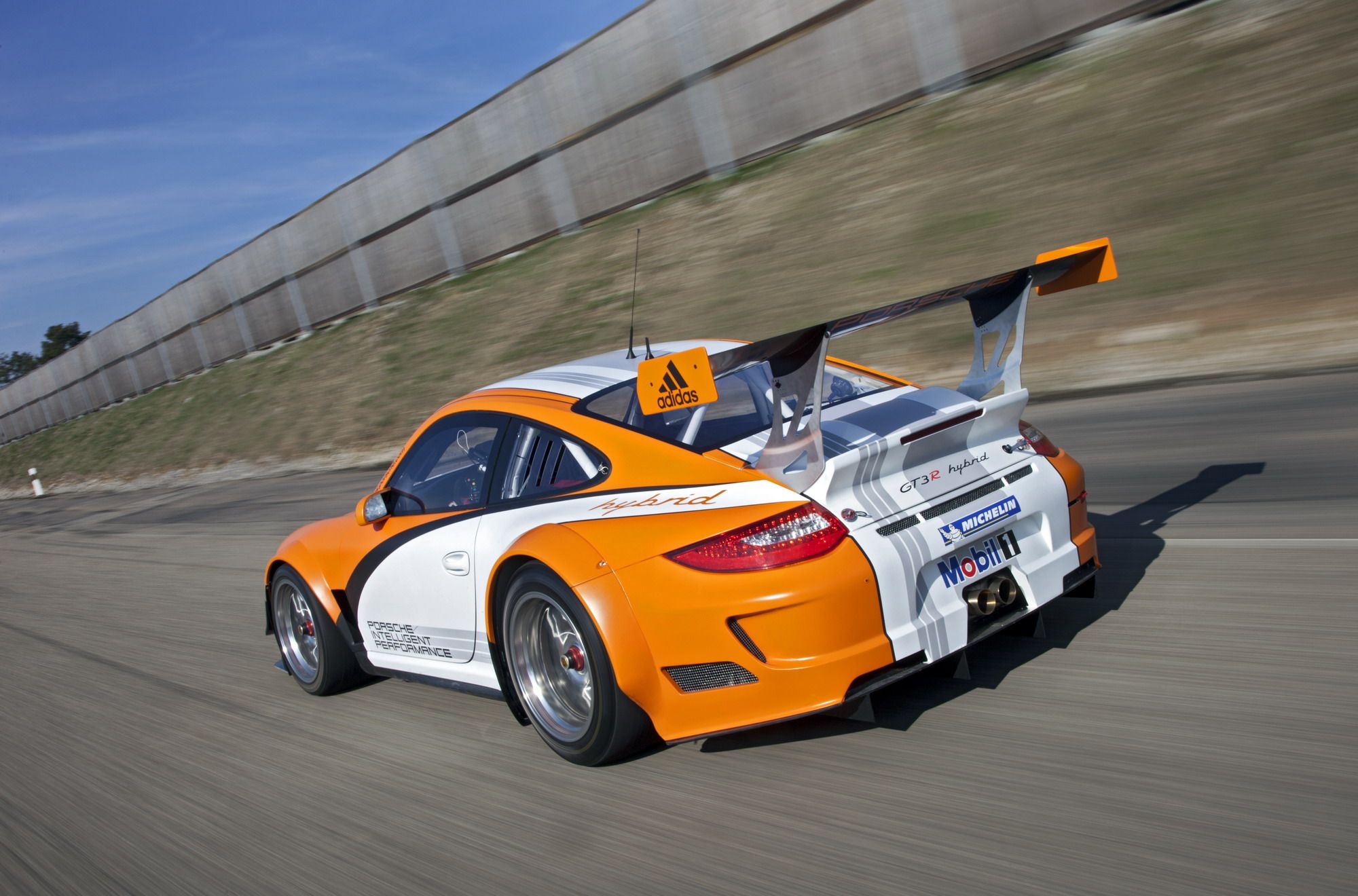 2011 Porsche 911 GT3 R Hybrid Version 2.0