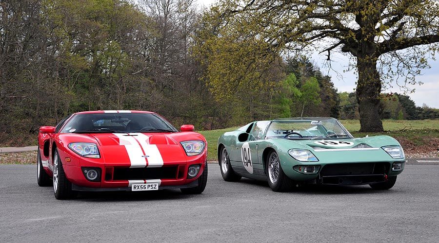 1965 Ford GT40 Roadster