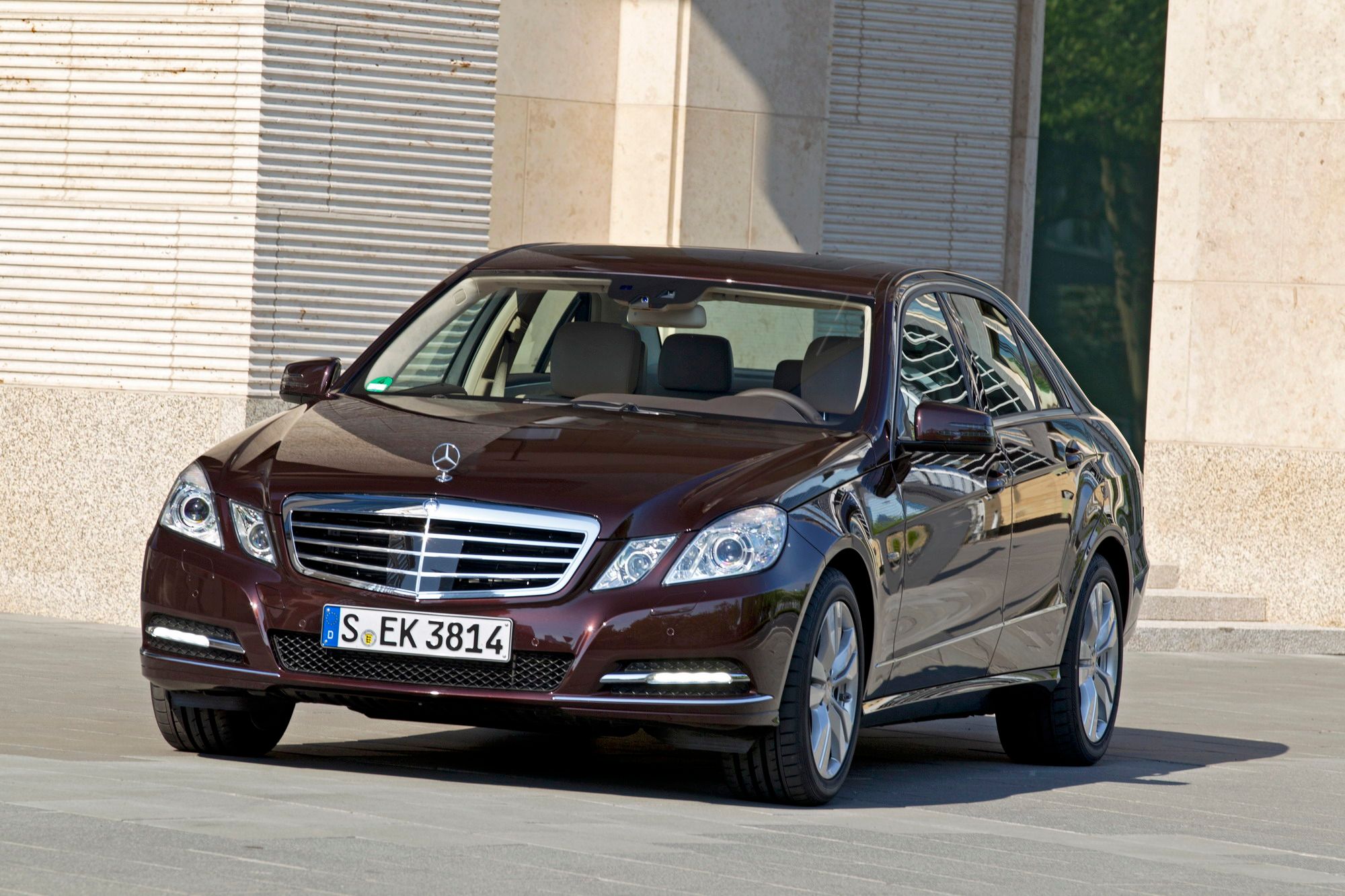 Купить Mercedes-Benz E-Class 2,1 автомат, г., пробег км, цена руб - продажа