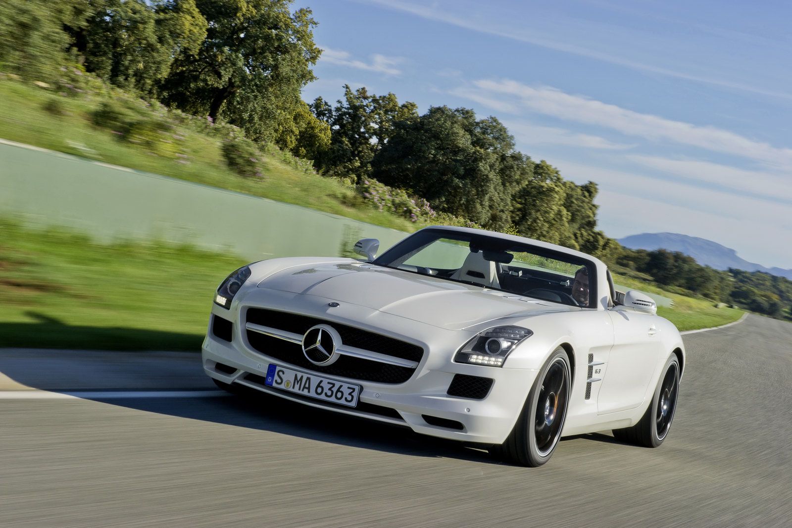 2011 Mercedes SLS AMG Roadster