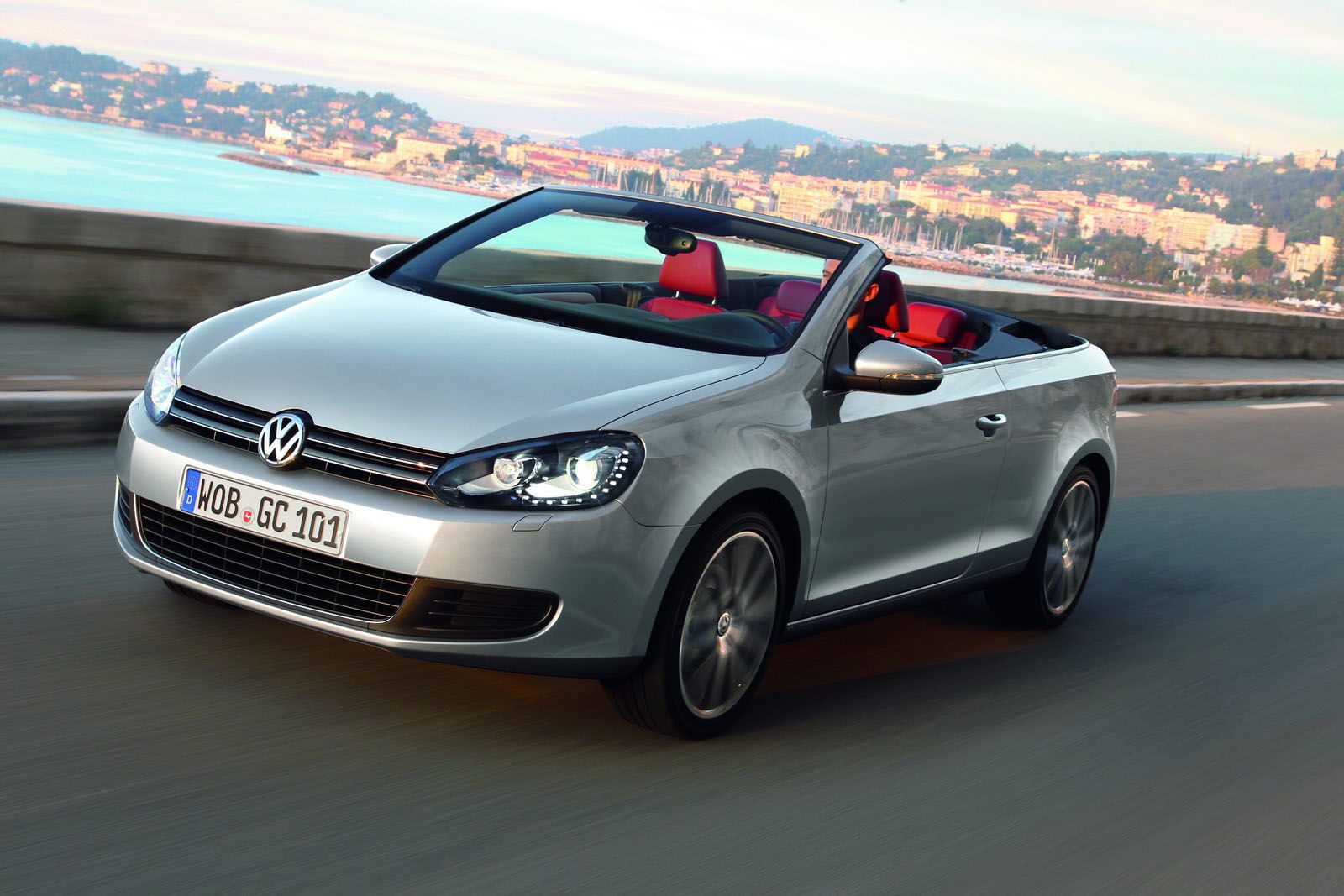 2012 Volkswagen Golf Cabriolet