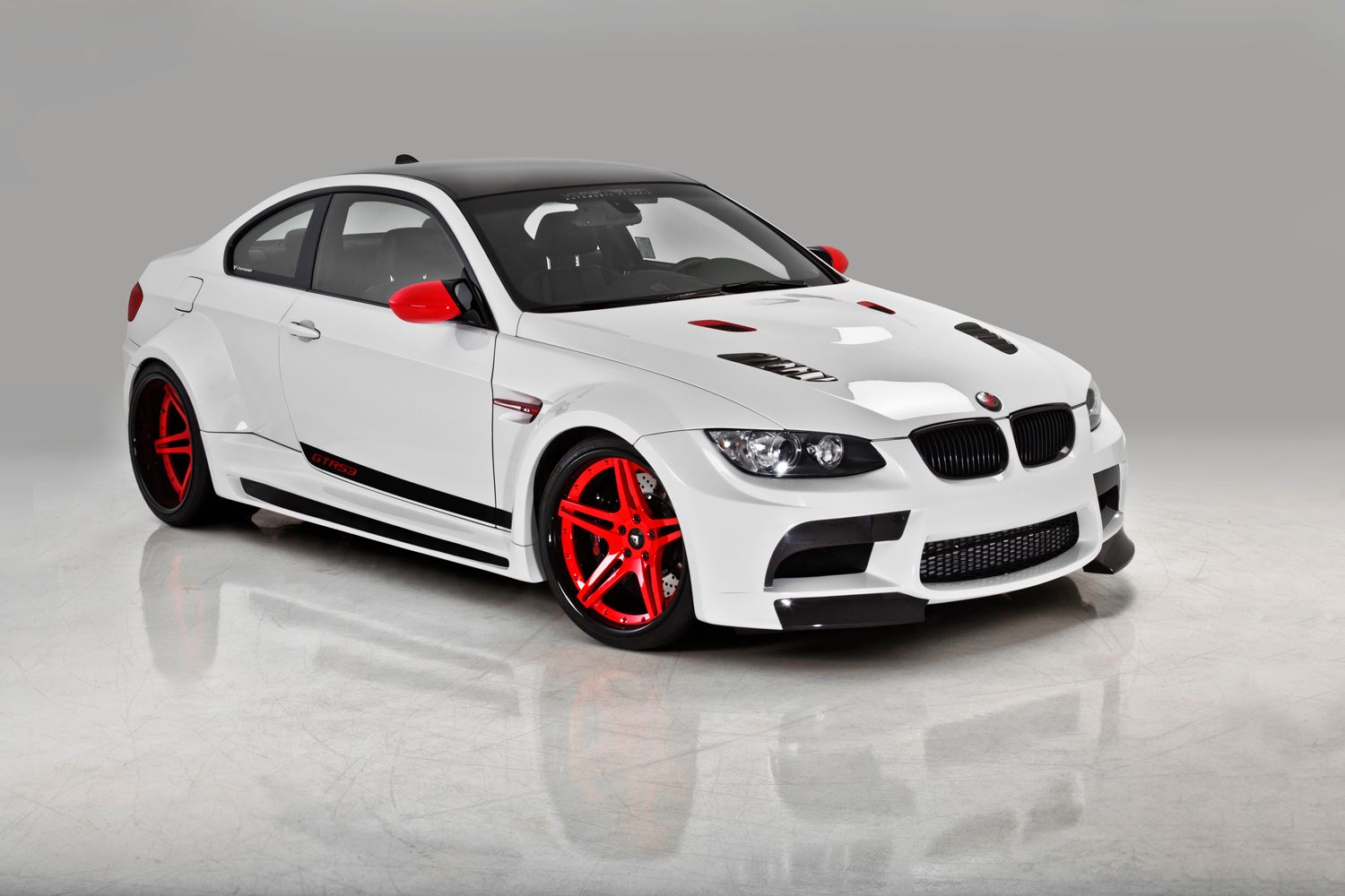 2011 BMW M3 GTRS3 Candy Cane by Vorsteiner