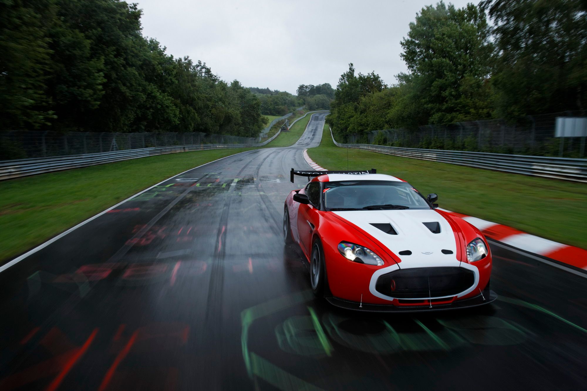 2011 Aston Martin V12 Zagato Racer