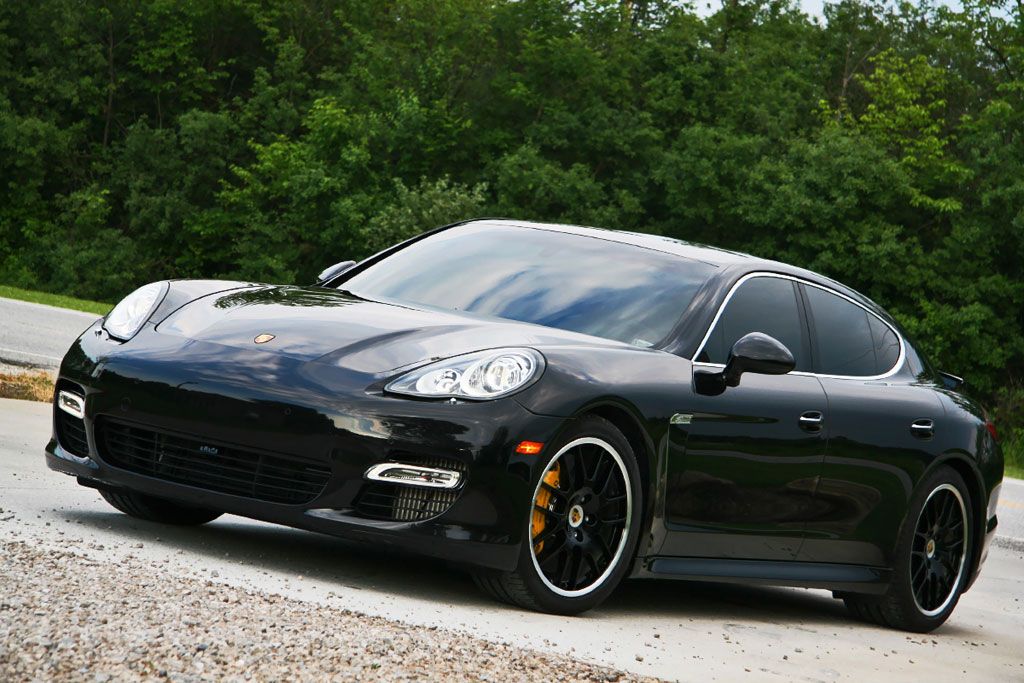 2011 Porsche Panamera P680 by Switzer Performance