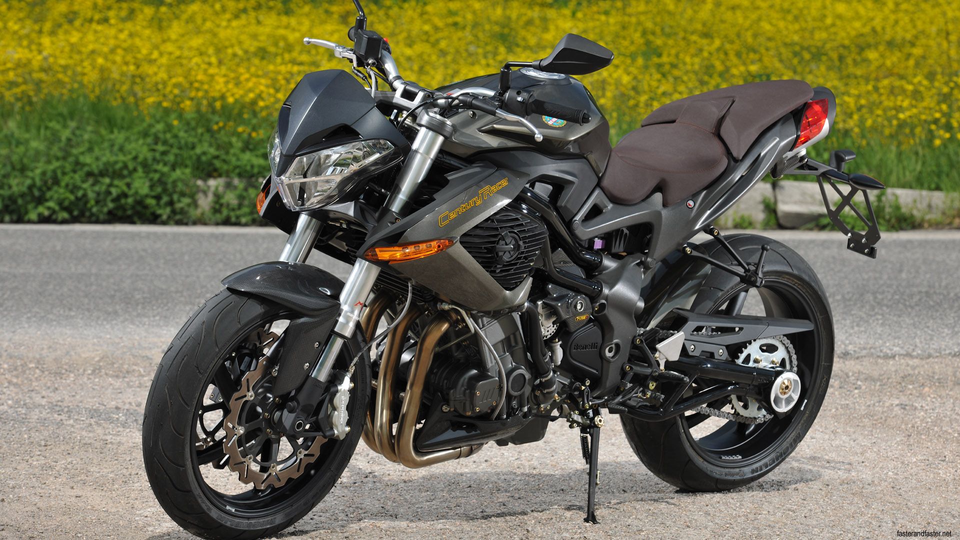 2011 Benelli TnT 899 and TnT 1130 Century Racers