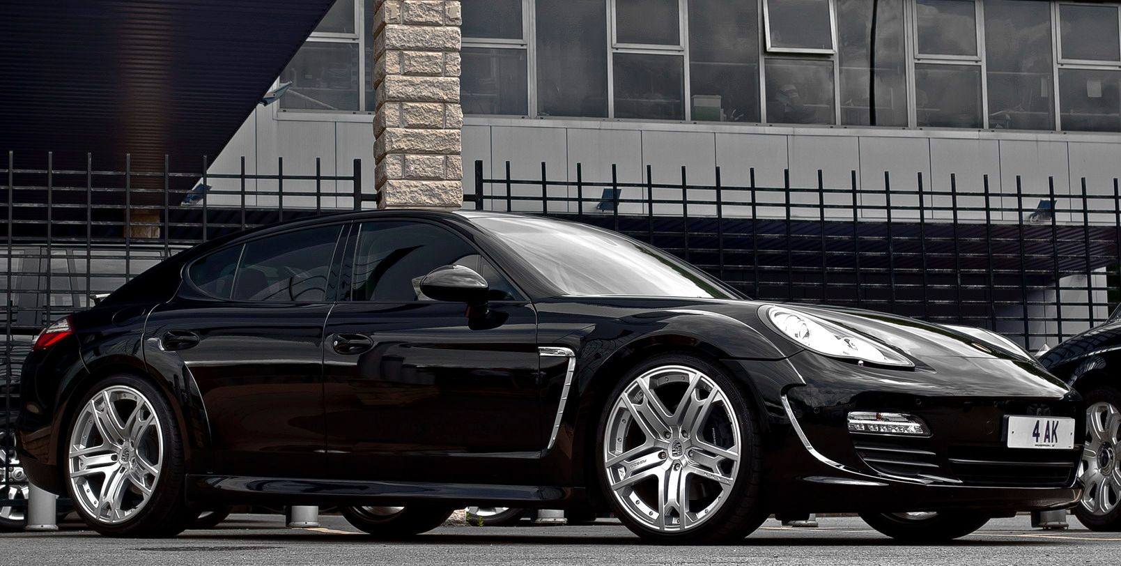 2011 Porsche Panamera Styling Package by Kahn Design