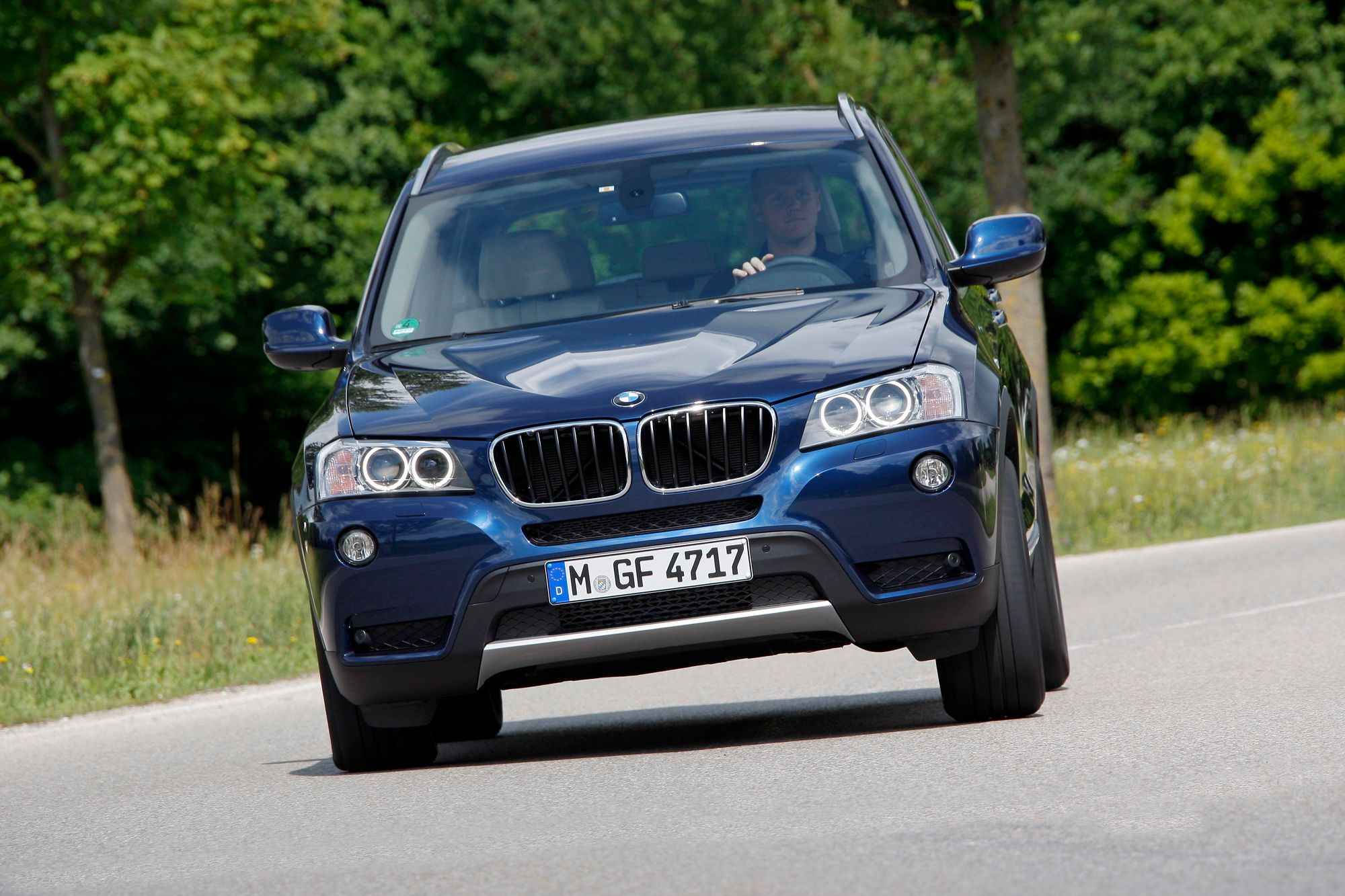 2012 BMW X3 xDrive20i and BMW X3 xDrive35d