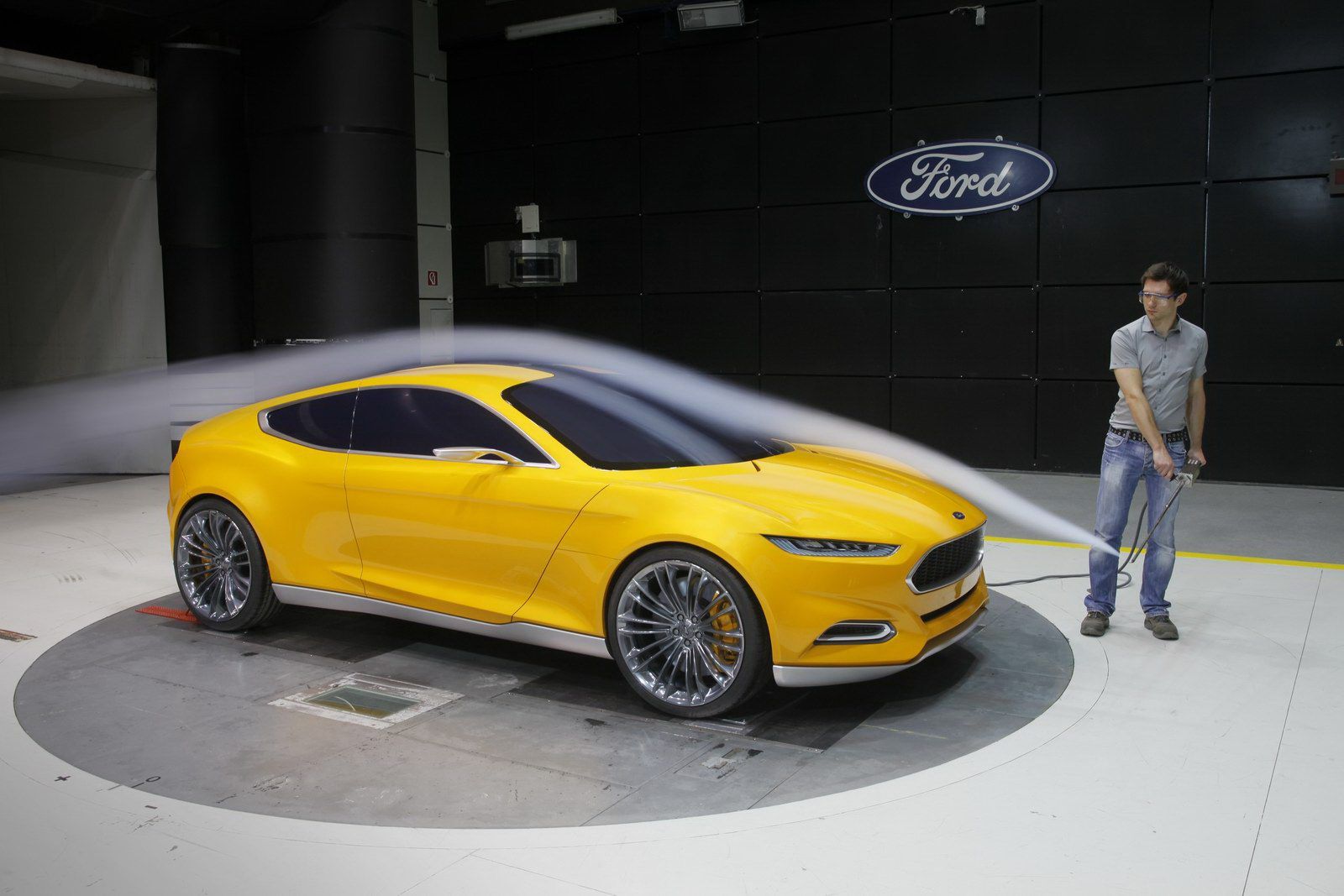 2011 Ford Evos Concept