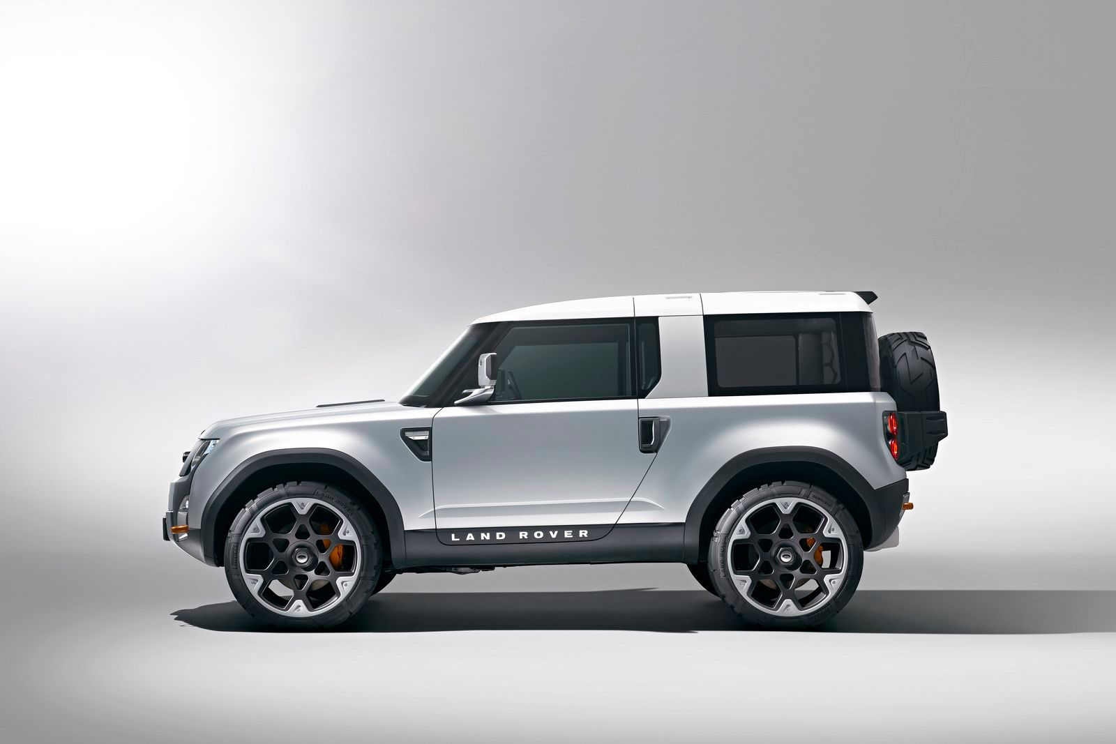 2011 Land Rover DC100 Concept