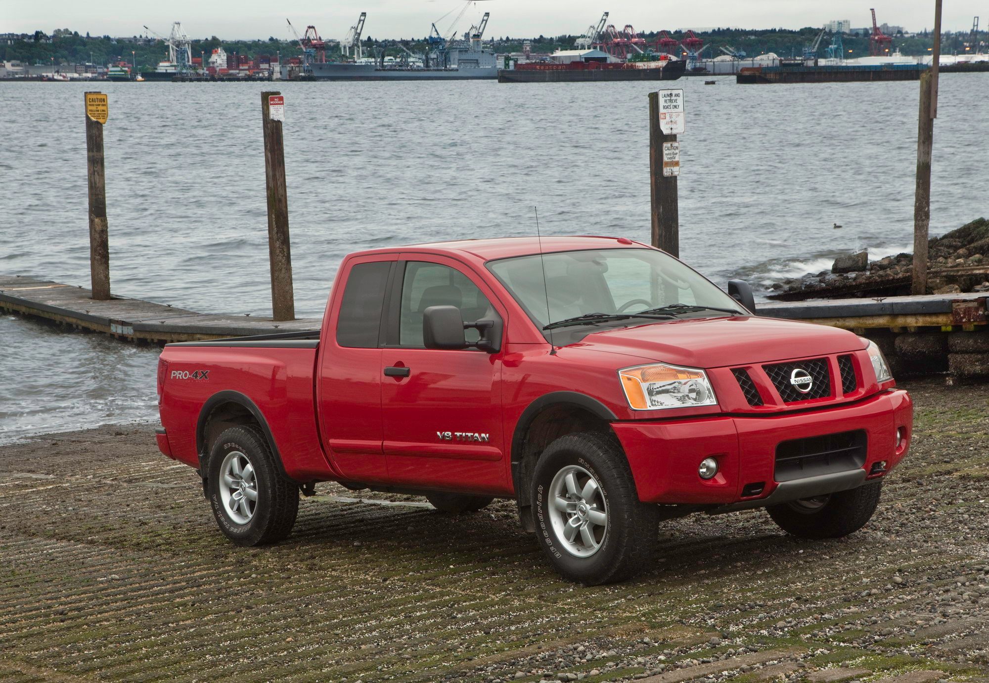 2008 nissan titan discount horsepower