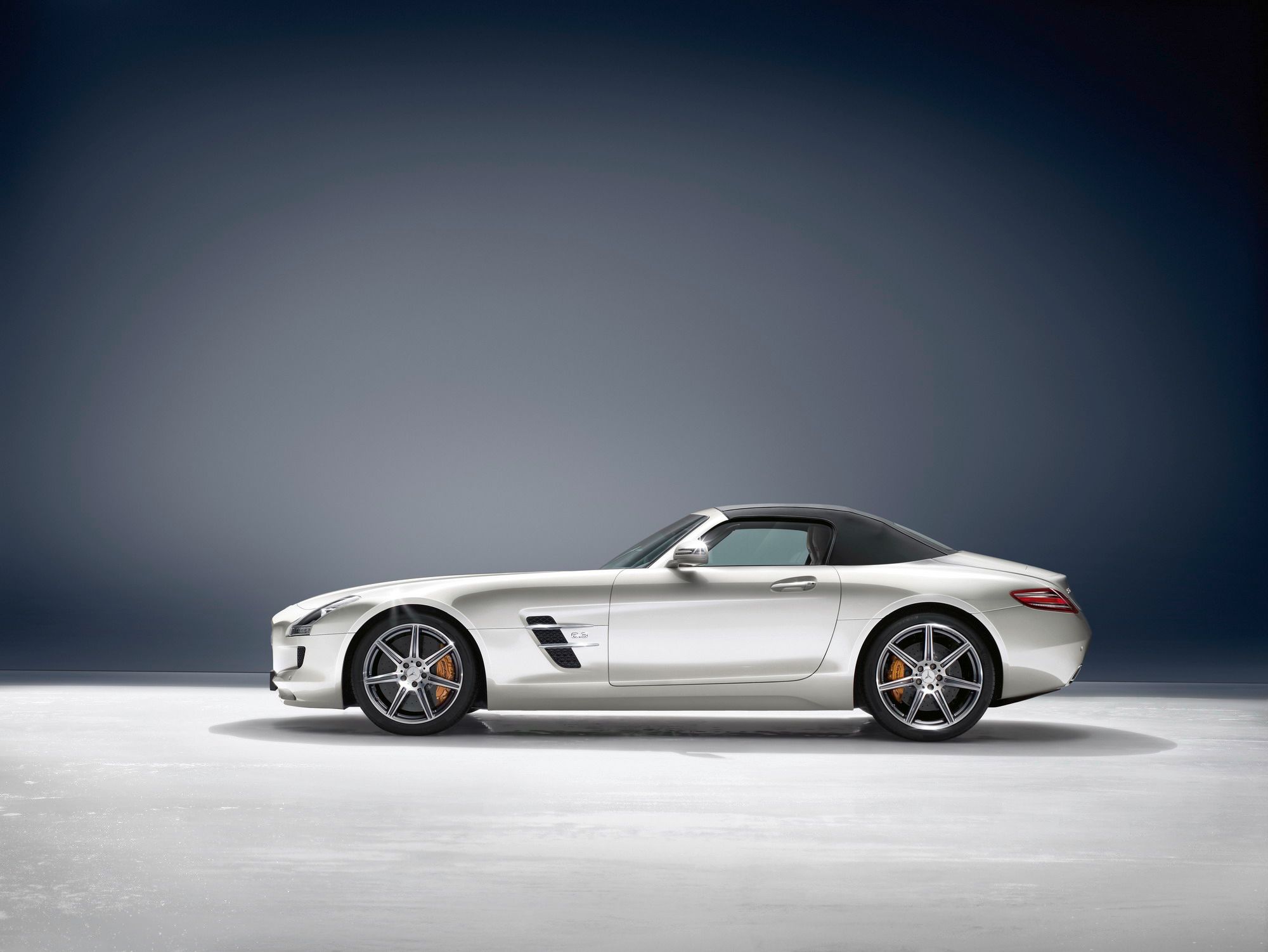 2011 Mercedes SLS AMG Roadster