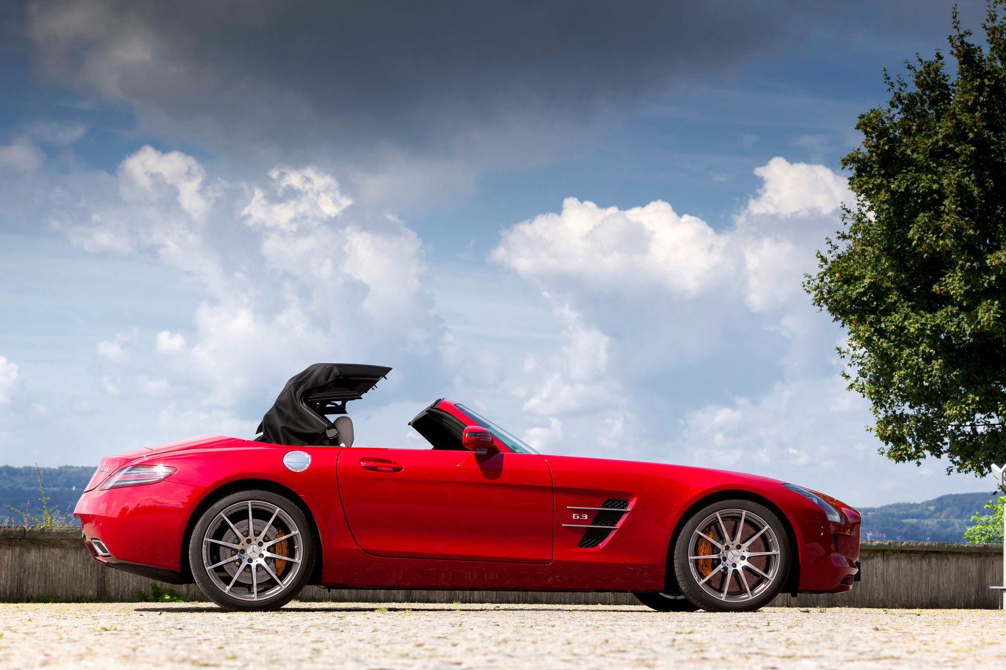 2011 Mercedes SLS AMG Roadster