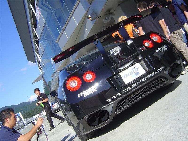 2011 Nissan GTR 35RX by GReddy 