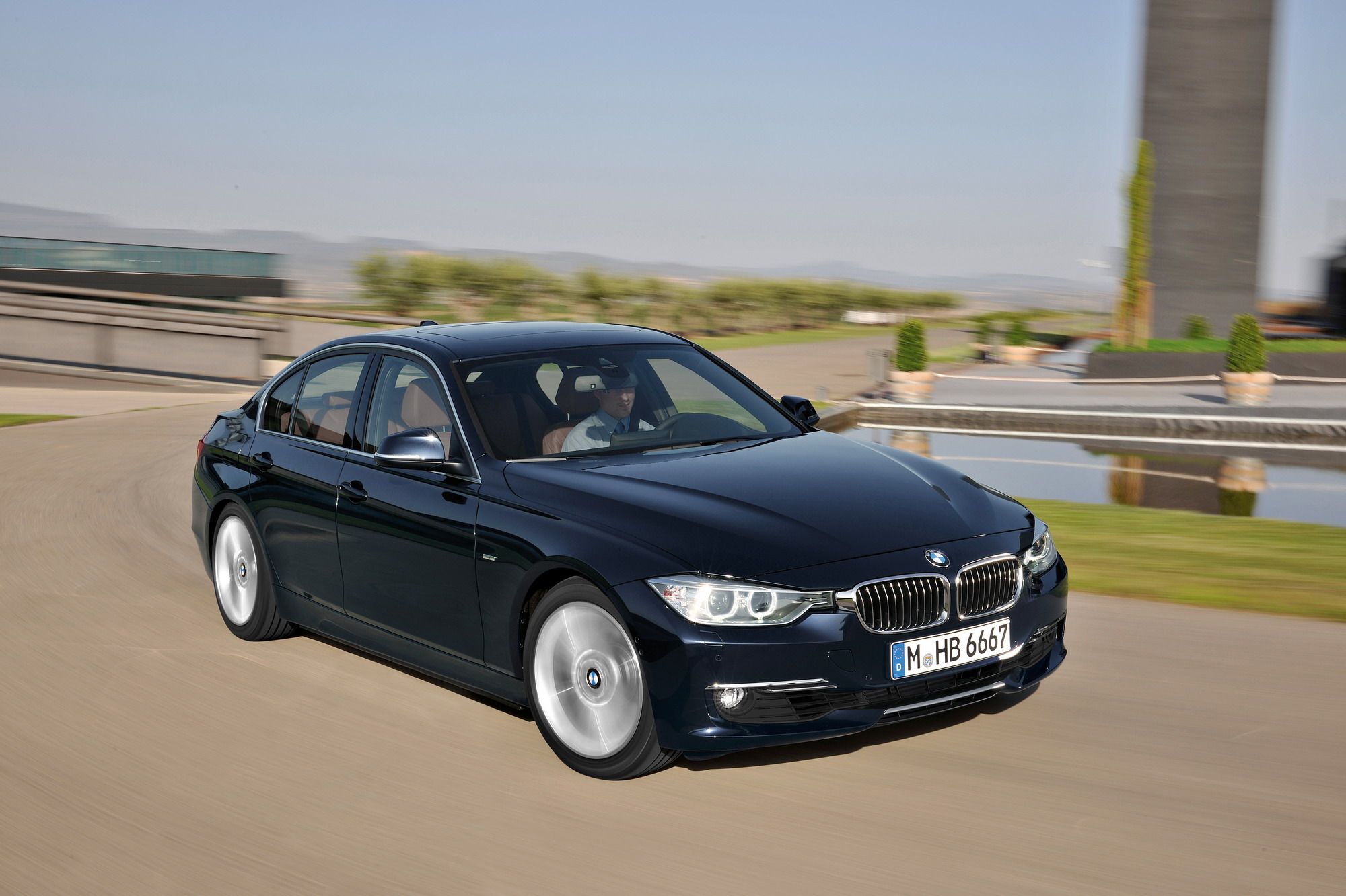 2012 - 2014 BMW 3 Series Sedan