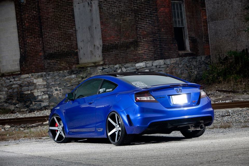 2012 Honda Civic SI Coupe by Fox Marketing