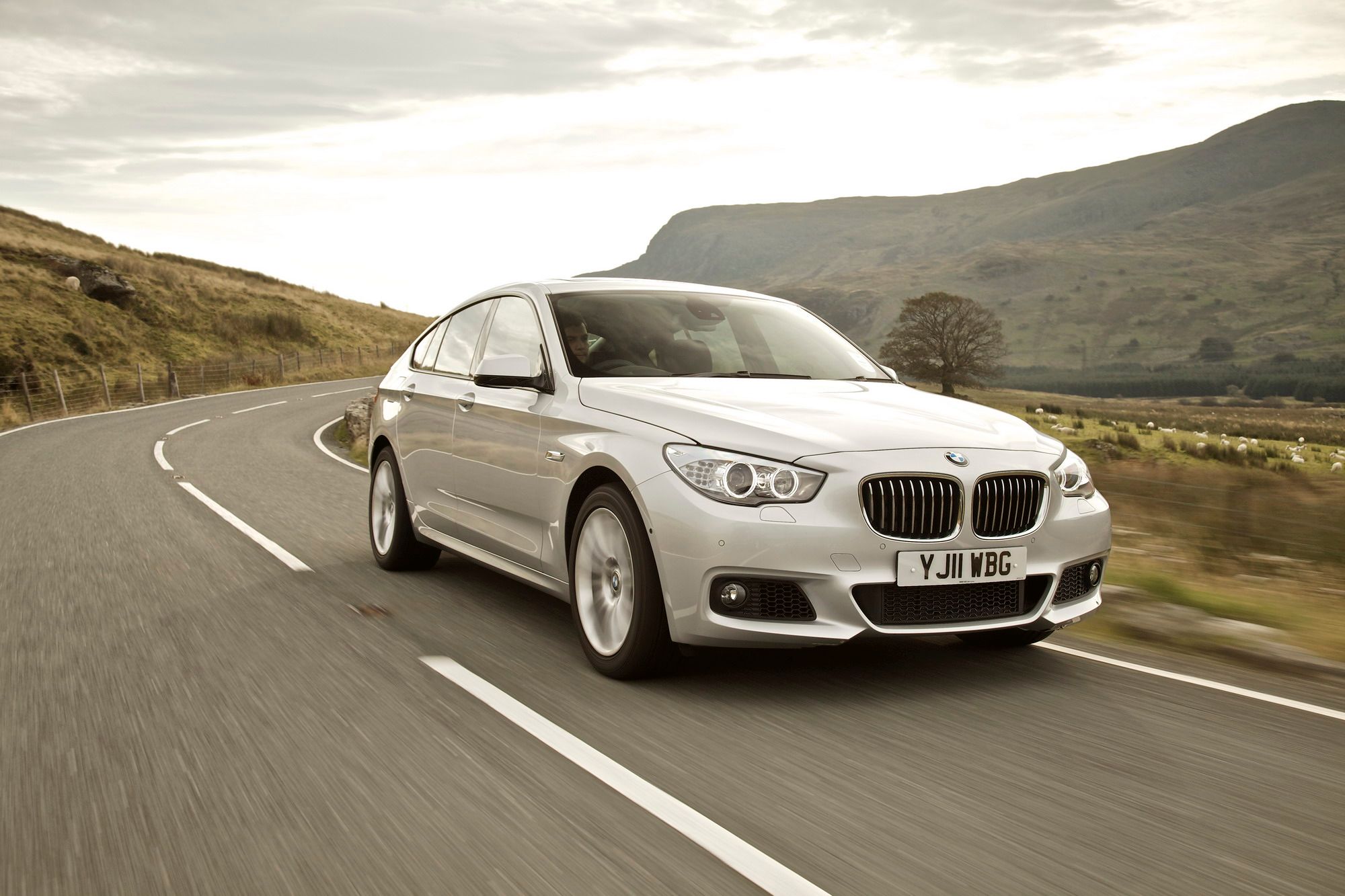 2012 BMW 5-Series GT M-Sport Package