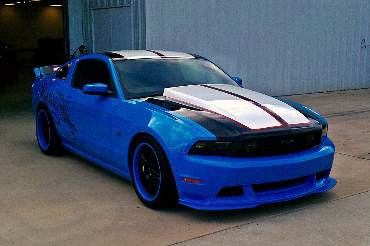 2012 Ford Mustang Signature Series by Petty's Garage