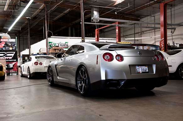 2011 Nissan GT-R by SP Engineering
