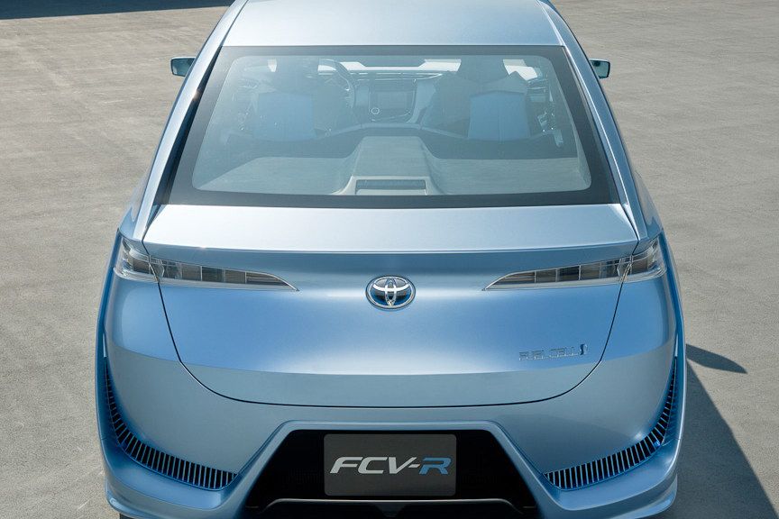 2011 Toyota FCV-R Concept